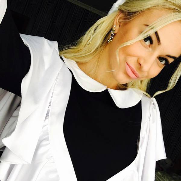 Lovely Russian Schoolgirls On Their Graduation Day