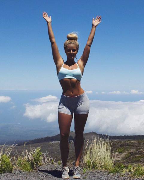 Athletic Women with Awesome Bodies
