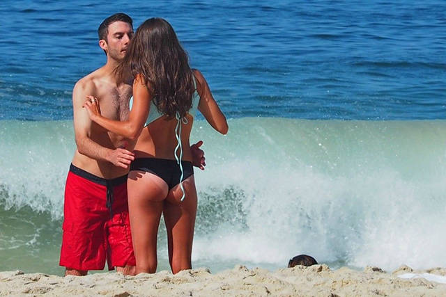 Girls Put Their Best Butts Forward