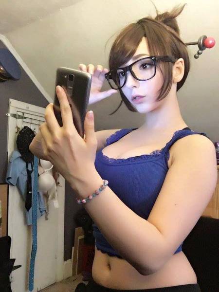 The Sexy Cosplay Girls of Every Nerd