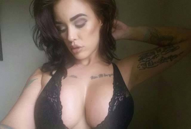 Girls Who Make Mesh Dress Look Amazing