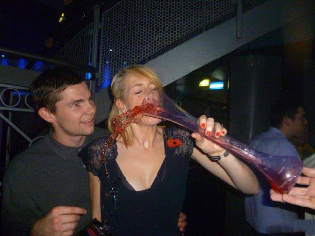 These Girls Announce Party Time!