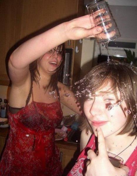 These Girls Announce Party Time!