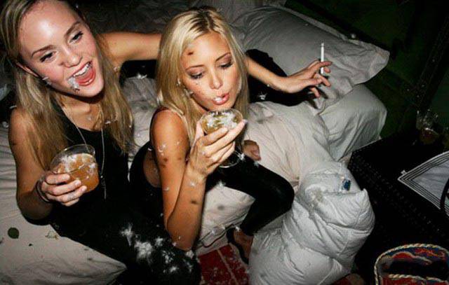 These Girls Announce Party Time!