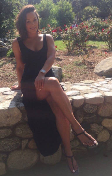 Nothing’s More Beautiful Than These Tempting Woman Legs